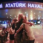 • Kamikaze in aeroporto: "42 morti, bimbi tra i 239 feriti"