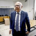 immagine Massimo Galli e i concorsi universitari pilotati, infettivologo condannato a 1 anno e 4 mesi: «Solo una dimenticanza, farò ricorso»