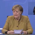 Merkel proroga lockdown fino al 31 gennaio: «Limitare i contatti al minimo assoluto»»»