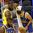 Ai Nets il derby di New York, Lakers ok con Golden State grazie a un super LeBron