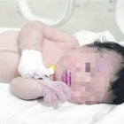 Aya, uomini armati in ospedale per rapire la bimba nata sotto le macerie del terremoto in Siria