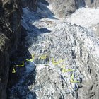 Monte Bianco, ghiacciaio Planpincieux a rischio crollo: strade chiuse e case evacuate