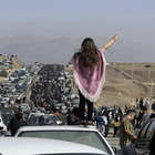 Iran, la chiusura (per ora) della polizia morale significa che le donne hanno vinto la rivoluzione del velo?