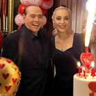 Marta Fascina posta una foto con Berlusconi per San Valentino: «Il nostro amore non svanirà mai»