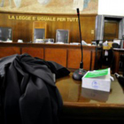 Magistrato e avvocati arrestati per corruzione: sesso, soldi e gioielli in cambio di interventi sulle sentenze a Catanzaro e Locri