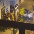 Mamma e due figlie di 22 e 17 anni aggredite e picchiate in strada a Torre del Greco