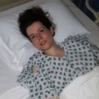 Jenni, da 13 anni a letto per una malattia rara: «Aiutatemi a curarmi in America»