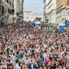 Pride, striscioni contro Salvini e Lega: «Siamo in 700mila»