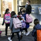 Vaccini Lazio, allarme dei presidi: «Troppi docenti senza dosi»