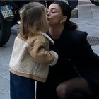 Belen, il video con Luna Marì scatena le polemiche: «Guadagni su tua figlia». La mamma difende la showgirl: che orrore