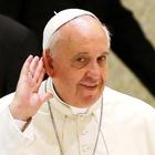 Papa Francesco telefona al parroco del comune lucano focolaio del coronavirus: «Vicinanza a ognuno di voi»