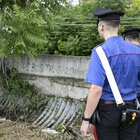 Scheletro di una donna trovato in un parco a Roma: «Aveva 30 anni e una catenina al collo»