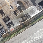Napoli-Juve, notte di festa e danni: divelta la recinzione della Fontana del Carciofo