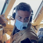 Il pilota dell’Aeronautica che porta gli afghani in Italia: «Negli occhi dei bambini vedo la speranza»