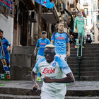 Napoli, le foto dei cartonati dei giocatori nei Quartieri Spagnoli