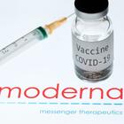 Moderna, via libera Fda al vaccino: «Consegna immediata, potenziata la produzione»