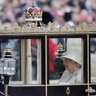 La regina Elisabetta compie 93 anni, parata solenne a Londra