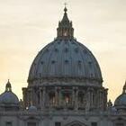 Papa Francesco fa la conta dei fedelissimi e vara la Commissione Materie Riservate