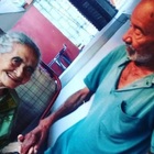 Sposati da 80 anni, marito (105 anni) e moglie (100) muoiono a 4 ore di distanza: «Erano una cosa sola»