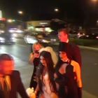 Pranzo di Halloween per Kourtney Kardashian: la sera si trasforma in sexy sposa zombie