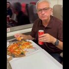 Mourinho, prima la vittoria a Salerno e poi la pizza sul treno per Roma