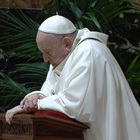 Papa Francesco dona 4.000 tamponi anticovid per i senzatetto di Roma