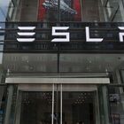 Tesla annuncia nuovo aumento capitale da 5 miliardi