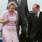 Putin, l'ex Lyudmila vuole vendere due ville di lusso