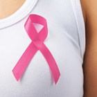 Cancro al seno, allerta donne: l'aumento di peso fa salire il rischio sino al 56%