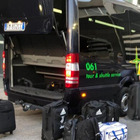 Juventus, incidente tra il bus e un'auto della polizia: i calciatori raggiungono lo stadio a bordo di pulmini