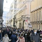Natale a Roma, traffico e folla in Centro