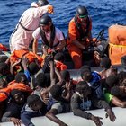 Migranti, Medici senza frontiere sospende i soccorsi in mare