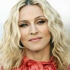 Da Djokovic a Bocelli: star in tilt sul Covid. L’ultima è Madonna. Scivolone social per Lady Ciccone: Instagram la oscura