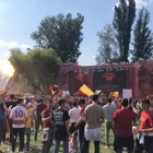 Siviglia-Roma, il tifo giallorosso nella fan zone della Puskas Arena di Budapest