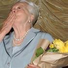 Ha 102 anni ed è ancora splendida: Melania di Via col vento è una leggenda vivente