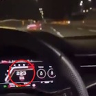 In tangenziale a Napoli a 223 km/h, il video choc sui social: «Ecco perché poi avvengono gli incidenti mortali». Caccia al conducente