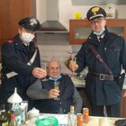 Bologna, 94enne chiama i Carabinieri per un brindisi di Natale: «Sono solo in casa»