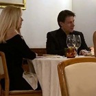 Conte e la compagna Olivia a cena ai Castelli a Velletri: il premier fa un regalo allo chef