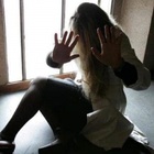 immagine Medico picchia la moglie, denuncia dei carabinieri e sequestro delle armi