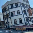 Terremoto a Taiwan, prof riesce a scappare dal crollo dell’edificio di 10 piani ma muore nel tentativo di salvare il suo gatto sepolto sotto le macerie