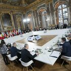 La Ue prepara un piano anti-crisi: Macron lancia un «Recovery di guerra»