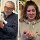 Nino Frassica, la figlia Valentina in lacrime per il gatto scomparso: «Qualcuno l'ha preso, mio papà scortato via dalla polizia»