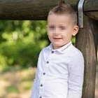 Il piccolo Mattia ha un malore in casa e muore dopo il ricovero, aveva compiuto da poco 8 anni: mistero sulle cause, disposta l'autopsia