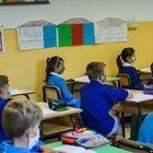 Mascherine a scuola, Costa: «Toglierle se studenti al posto»