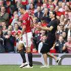 Invasione di campo ad Old Trafford del sosia pugliese di Ibrahimovic Invasione di campo ad Old Trafford del sosia pugliese di Ibrahimovic