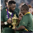 Rugby, ai Mondiali trionfa il Sudafrica arcobaleno: Inghilterra schiantata 32-12 Il sogno di Mandela La delusione di Harry Il brutto gesto degli sconfitti