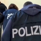 Covid, blitz della polizia contro no vax: progettavano violenze in corteo a Roma