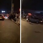 Auto piomba sulla folla, choc a Bordeaux: sette feriti, gravi due ragazzi di 18 anni. Il video choc