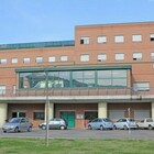 Infermiera aggredita in ospedale a Cassino: «Scaraventata a terra da una paziente al pronto soccorso»