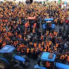Gilet arancioni, la protesta di tremila agricoltori a Bari